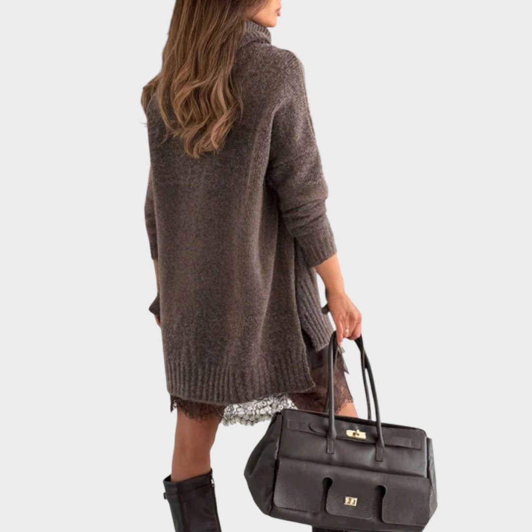 Aurora™ | Oversized rullekravesweater med blondedetalje