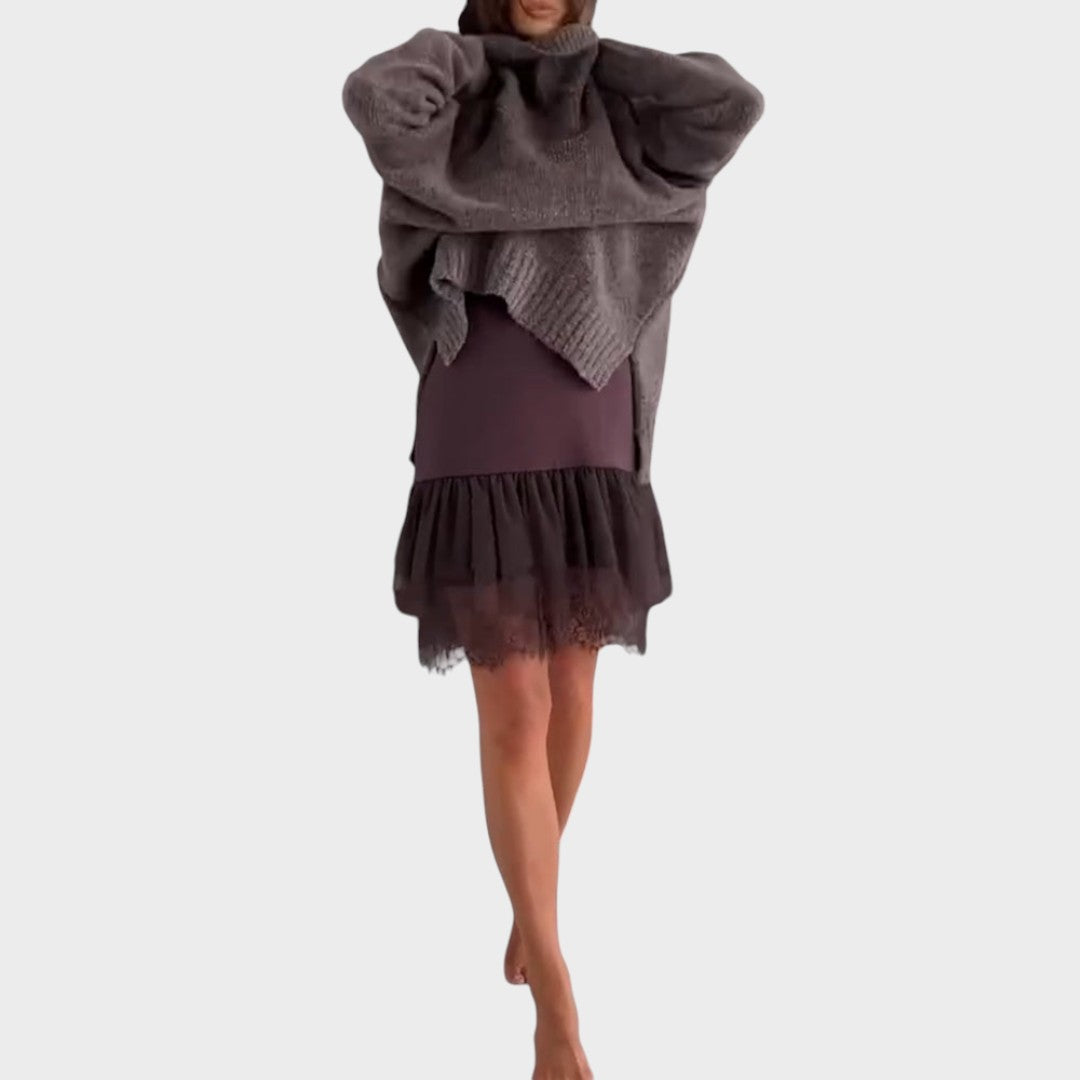 Aurora™ | Oversized rullekravesweater med blondedetalje