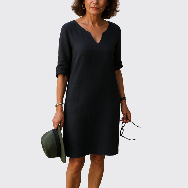 Rita™ | Elegant kjole med V-udskæring.