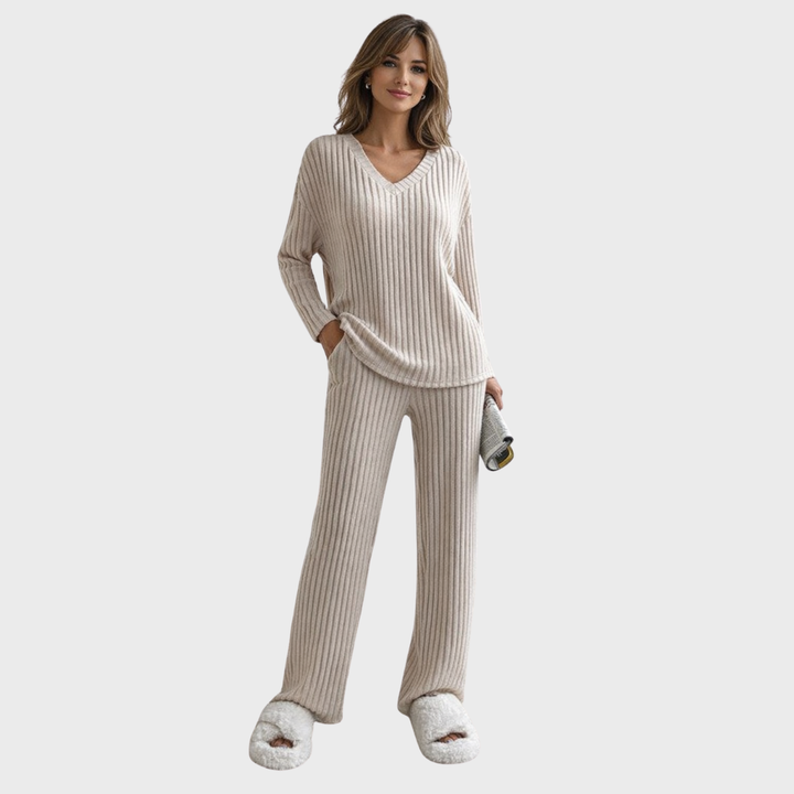 Isabella™ | Elegant ribstrikket loungewear-sæt