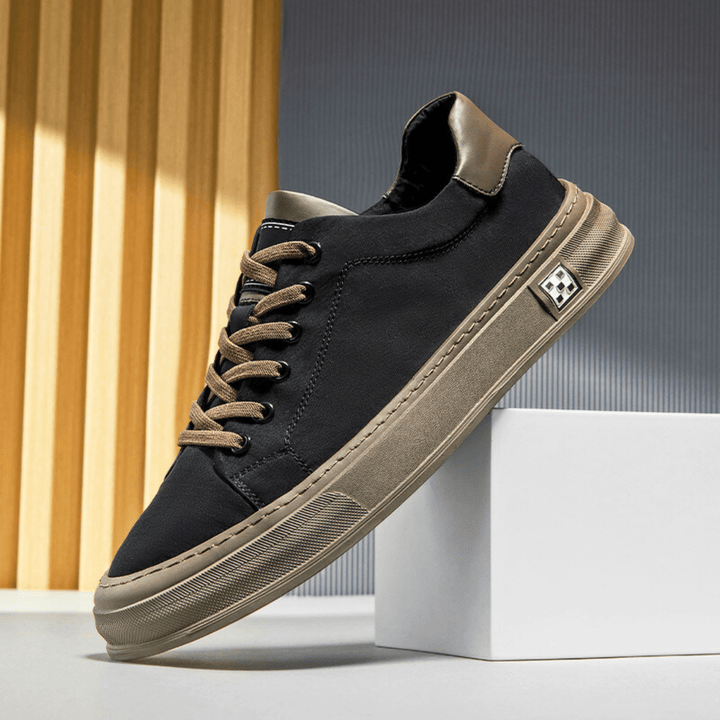 Marco sneakers Obsidiansort forfra